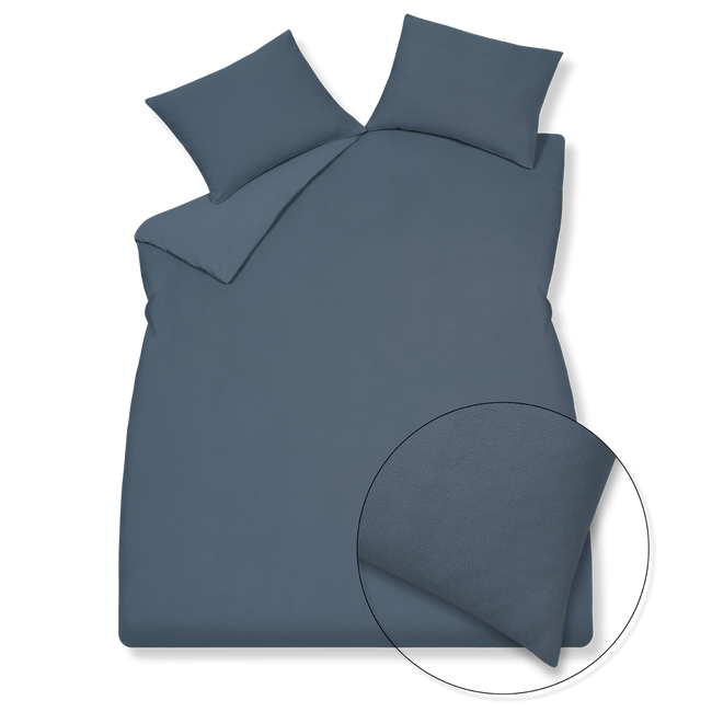PURE 88 dekbedovertrekset | jeans blue Pure 88 jeans blue dekbedovertrek is effen blauw en heeft een heel fijne wafelstructuur. De achterkant van het dekbedovertrek is ook blauw en glad qua structuur.
