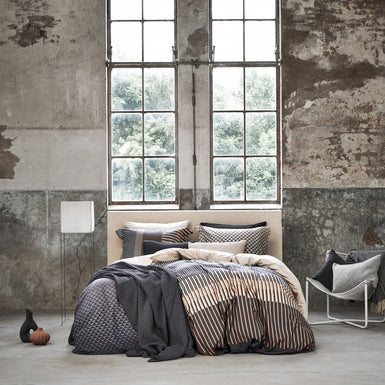 DIAMONDS dekbedovertrek | off black DIAMONDS dekbedovertrek | off black