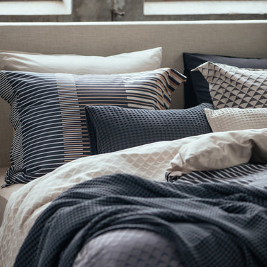 WANDER dekbedovertrek | off black WANDER dekbedovertrek | off black