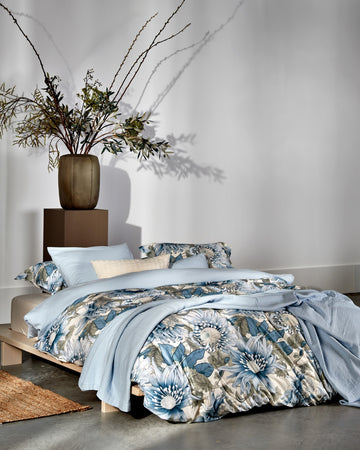 BLUE WANDER dekbedovertrekset | pearl blue BLUE WANDER dekbedovertrekset | pearl blue