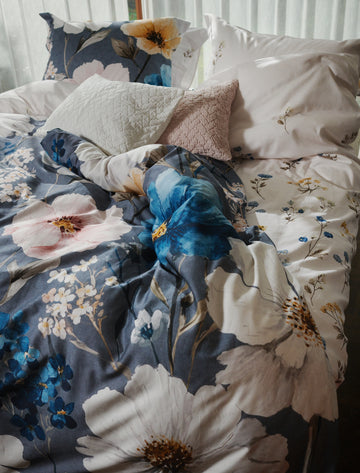 VALEA BLOOM dekbedovertrekset | multi VALEA BLOOM dekbedovertrekset | multi