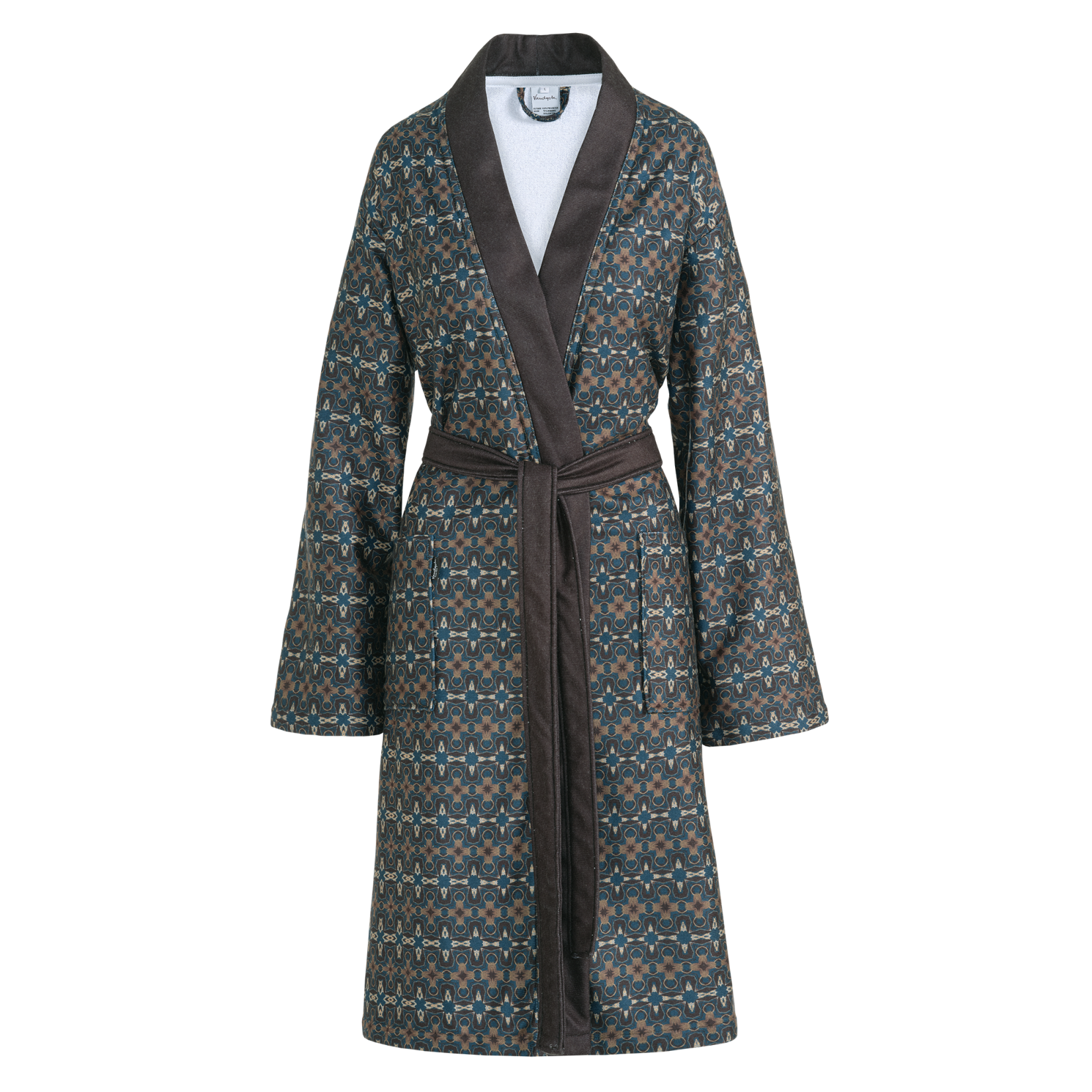 De mooie Andrea blue ink badjas heeft een verfijnd patroon met blauwe en bruine tinten. Het doet denken aan een moderne interpretatie van de gotische stijl. Deze badjas van Vandyck is afgewerkt met grote steekzakken, brede blauwe revers en wordt gesloten met een blauw ceintuur. 