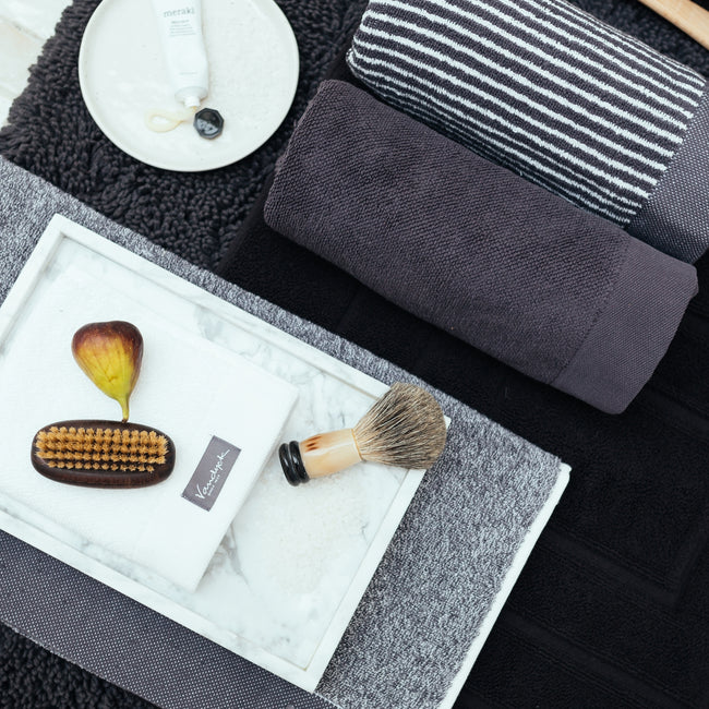 HOME PETIT LIGNE badgoed | off black