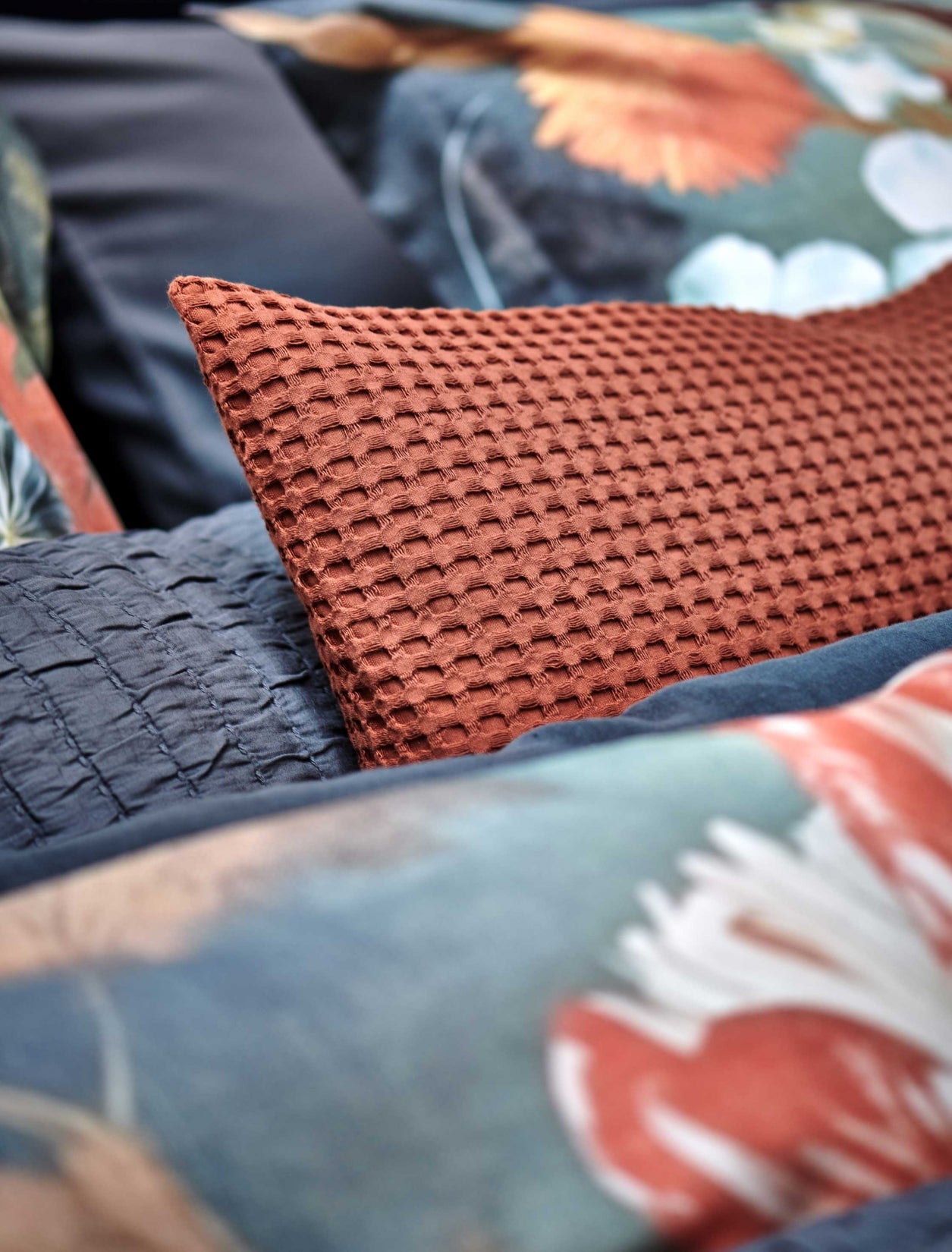 HOME PIQUE | rusty brown