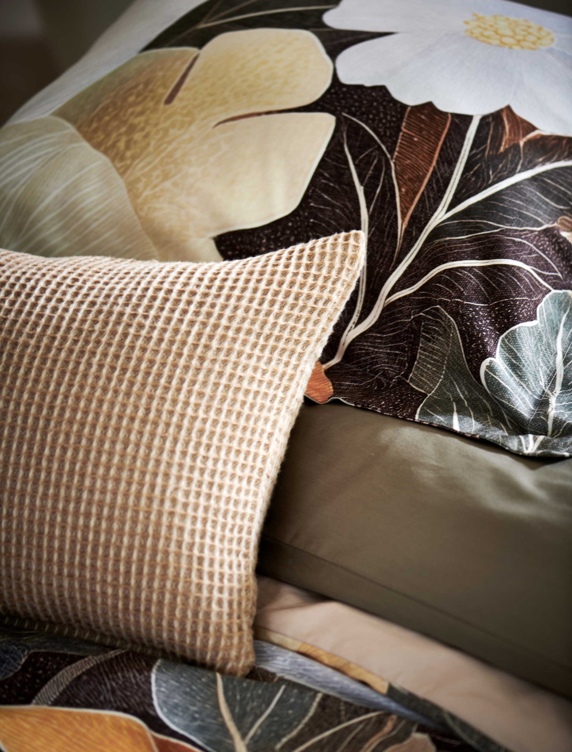 HOME 95 PLAID | soft tan