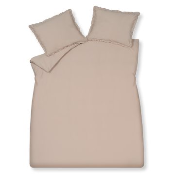 Pure 83 blush dekbedovertrek is aan beide kanten effen roze. De kussens zijn ook roze met ruches langs de zijkanten