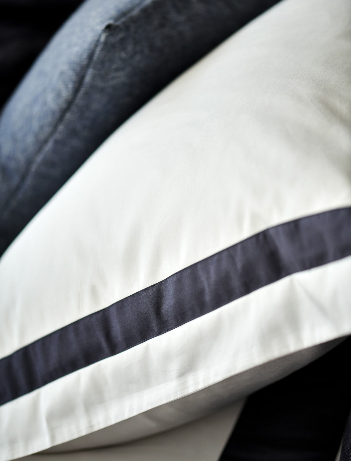 PURITY LINORA XL dekbedovertrekset | blue ink