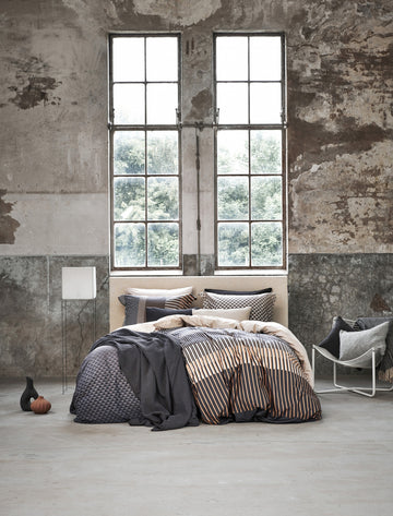 DIAMONDS dekbedovertrek | off black DIAMONDS dekbedovertrek | off black