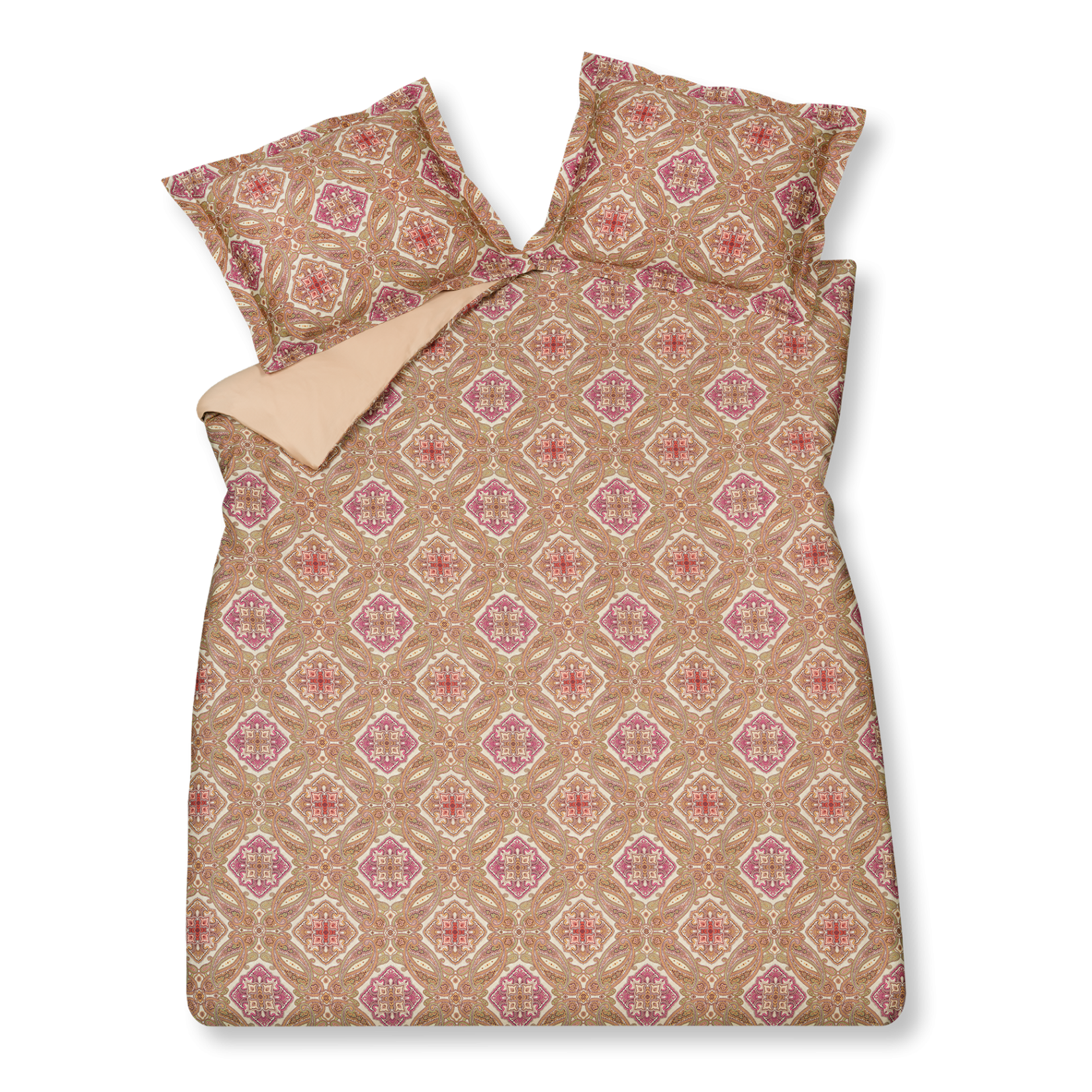 Charm apricot blush dekbedovertrek heeft een verfijnd paisley patroon met ruiten waarin verschillende tinten oranje, roze, groen en rood verwerkt zijn