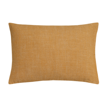 PURE 52 plaid | sandy gold Pure 52 sierkussensloop in de kleur sandy gold is gemêleerd en heeft een ingeweven visgraatpatroon. Pure 52 plaid van Vandyck heeft een stoere look en kan gebuikt worden als finishing touch in je slaapkamer.